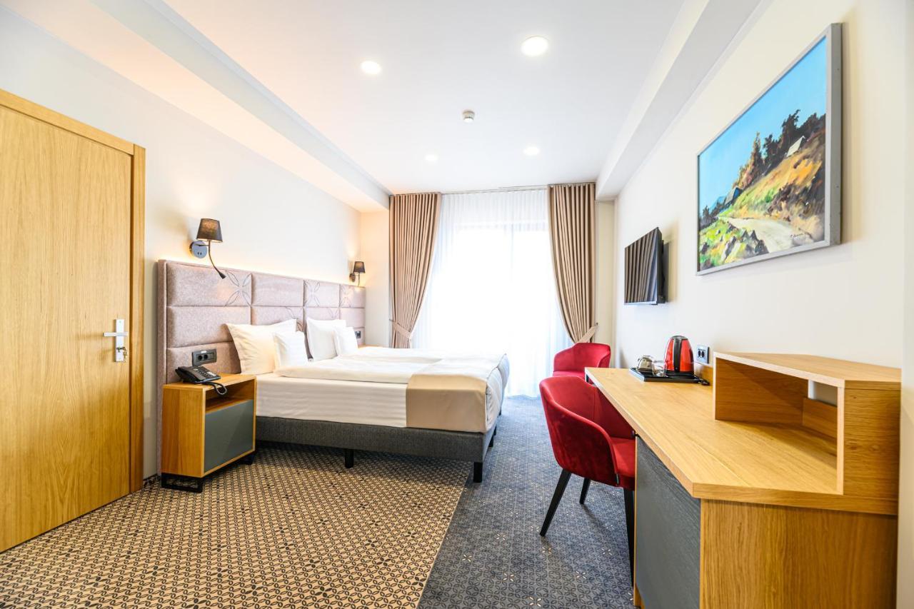 Hotel Dukat Gura Humorului Dış mekan fotoğraf