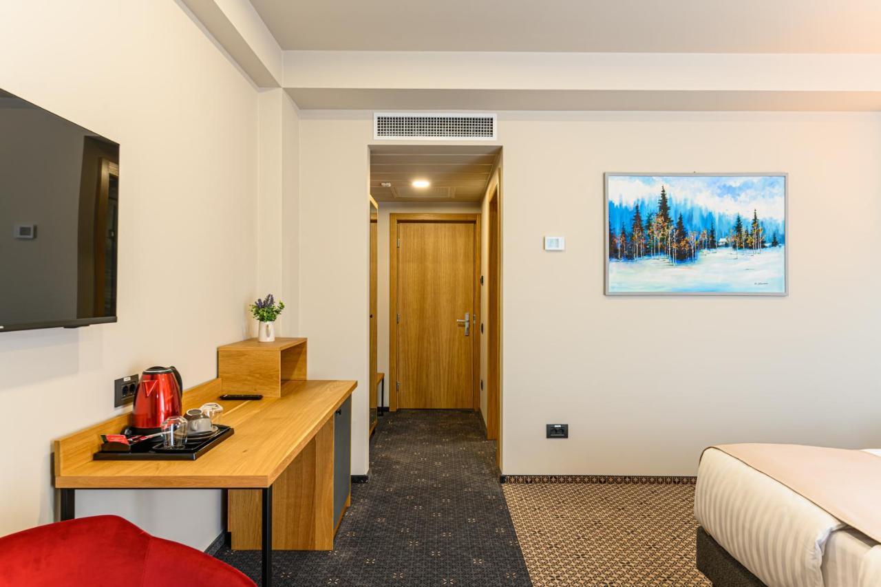 Hotel Dukat Gura Humorului Dış mekan fotoğraf