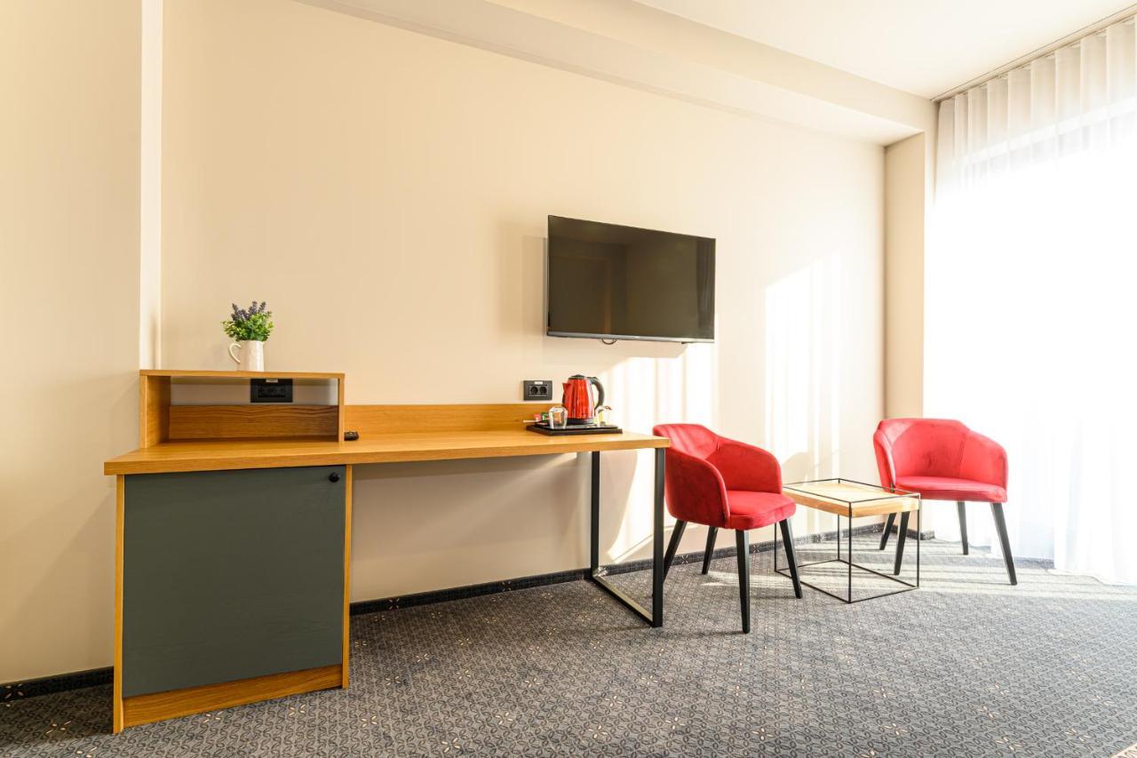 Hotel Dukat Gura Humorului Dış mekan fotoğraf