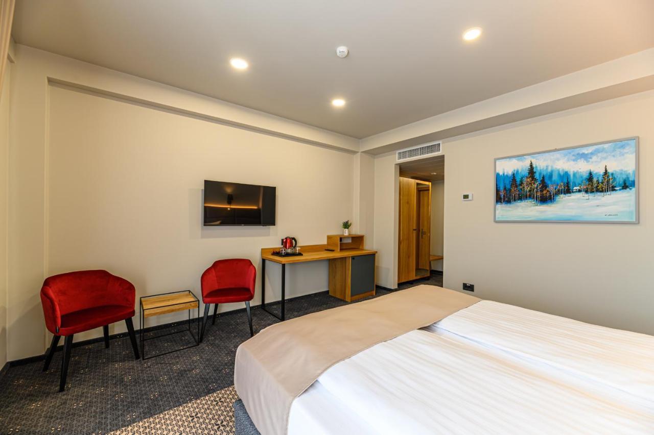 Hotel Dukat Gura Humorului Dış mekan fotoğraf