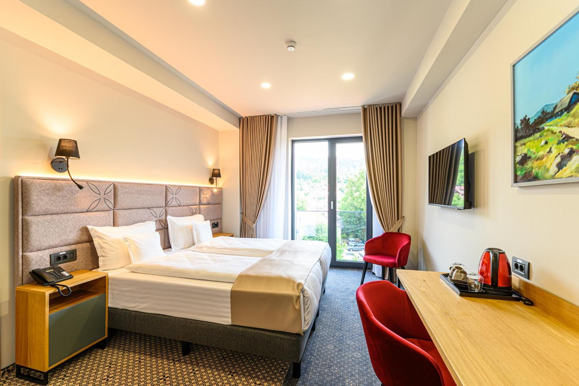 Hotel Dukat Gura Humorului Dış mekan fotoğraf
